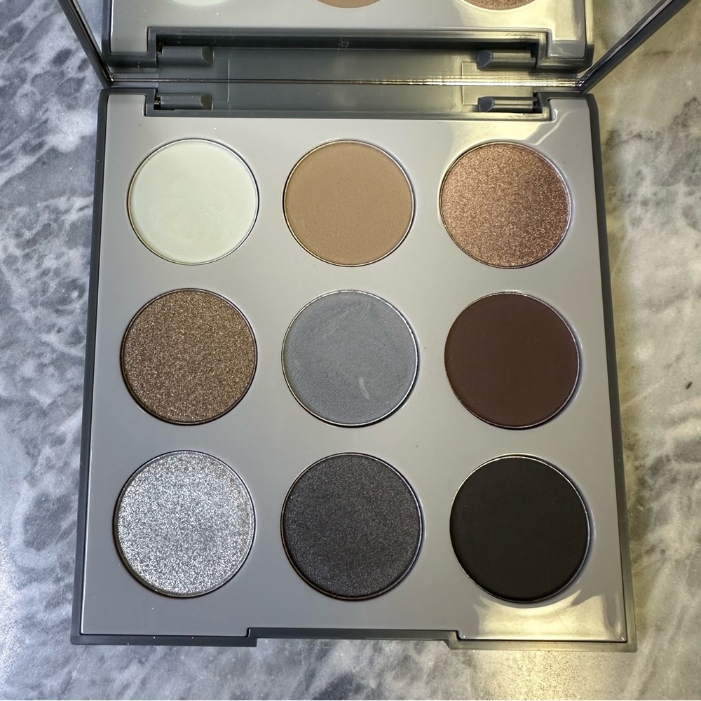 Morphe Smoke and Shadow 9W Eyeshadow Palette - Picture 2 of 3